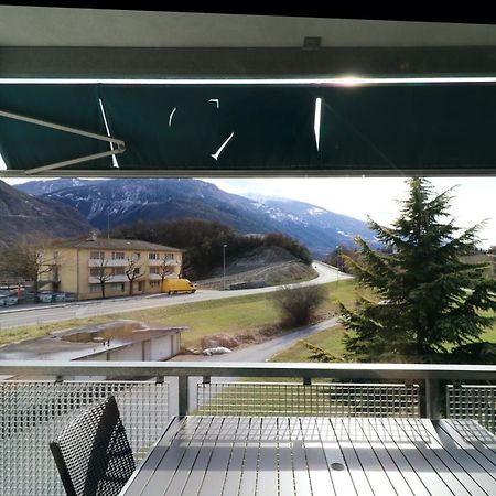 Large Modern Apartment In A Residential Area In Sierre Exteriér fotografie